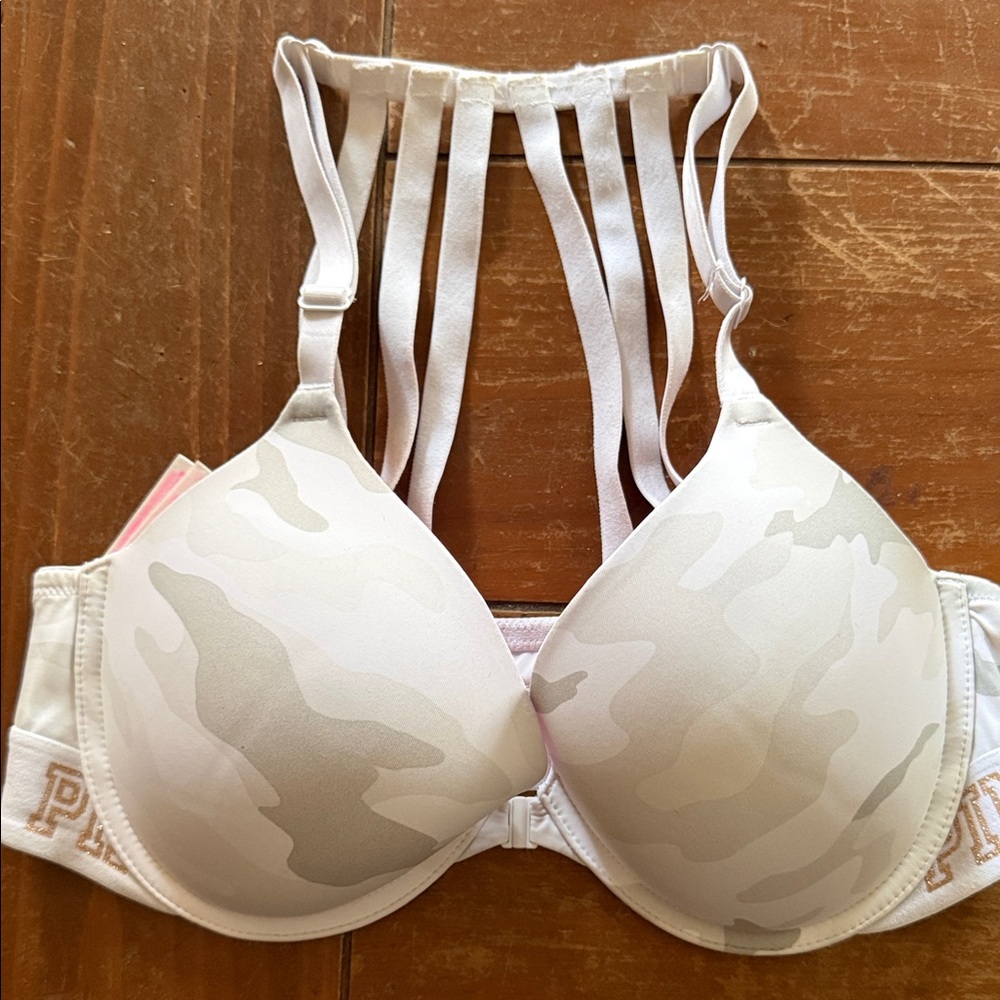 Pink by Victoria’s Secret strappy back camo bra with front closure